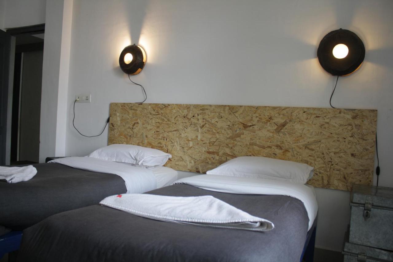 Bed & Chai Guesthouse New Delhi Exterior photo