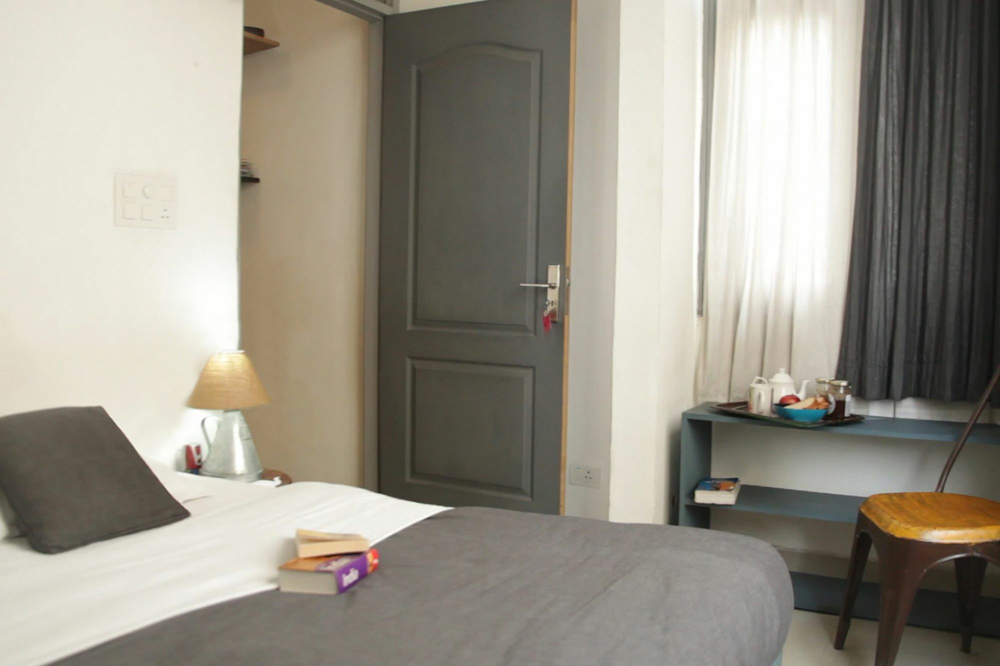Bed & Chai Guesthouse New Delhi Exterior photo